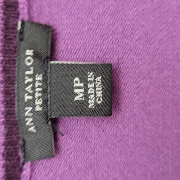 Ann Taylor Cardigan - Picture 4 of 6